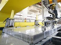 Gépi fűrészelés - rozsdamentes vastaglemez vágása